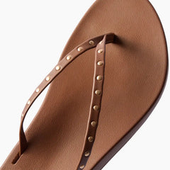 Cushion Slim Studs